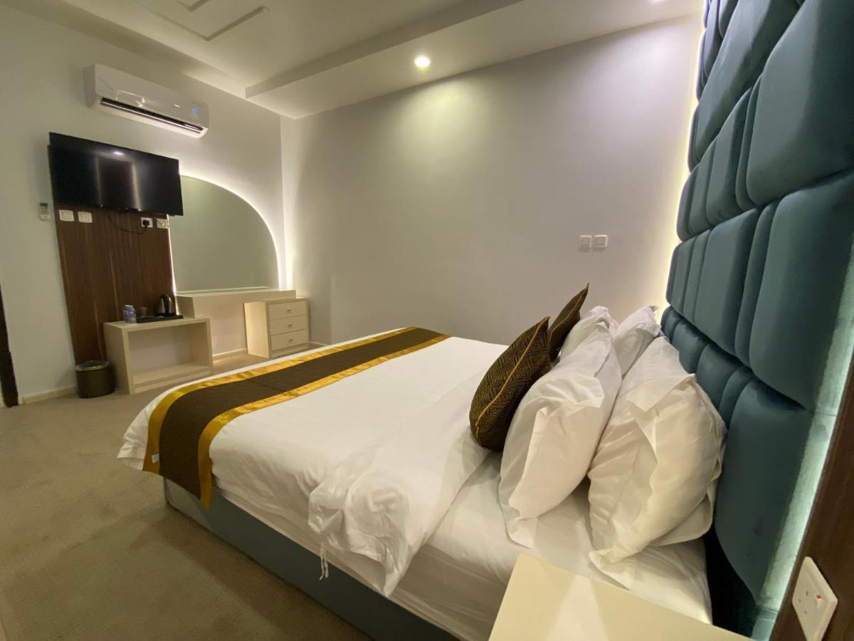 Areen Al Basateen Hotel Джеда Екстериор снимка