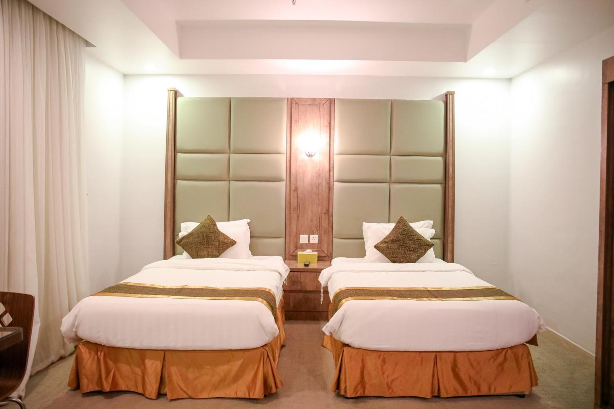 Areen Al Basateen Hotel Джеда Екстериор снимка