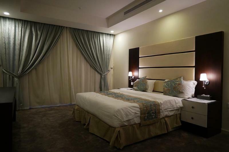 Areen Al Basateen Hotel Джеда Екстериор снимка